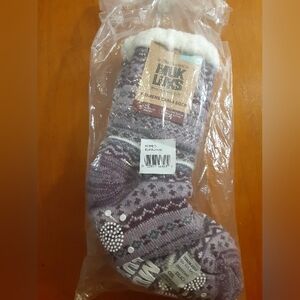 Muk Luks New Women's Cabin Socks Lavender and White Knit Socks Slip Resistant